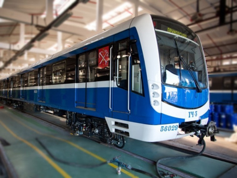 Петербургский метрополитен закупит в этом году 22 новых поезда