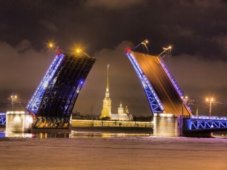 Сколько в питере мостов