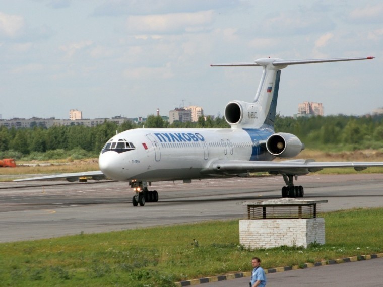 Элиста петербург самолет. Самолет Ульяновск. Самолет в Питер из Ульяновска. Санкт-Петербург Ульяновск. СПБ Ульяновск.