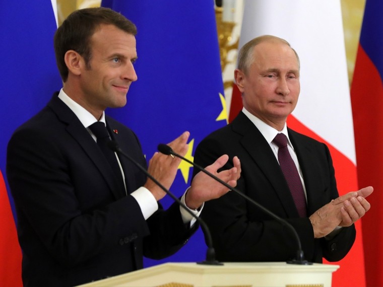 Встреча Владимира Путина с Эммануэлем Макроном. Прямая трансляция Встреча Владимира Путина с Эммануэлем Макроном. Прямая трансляция