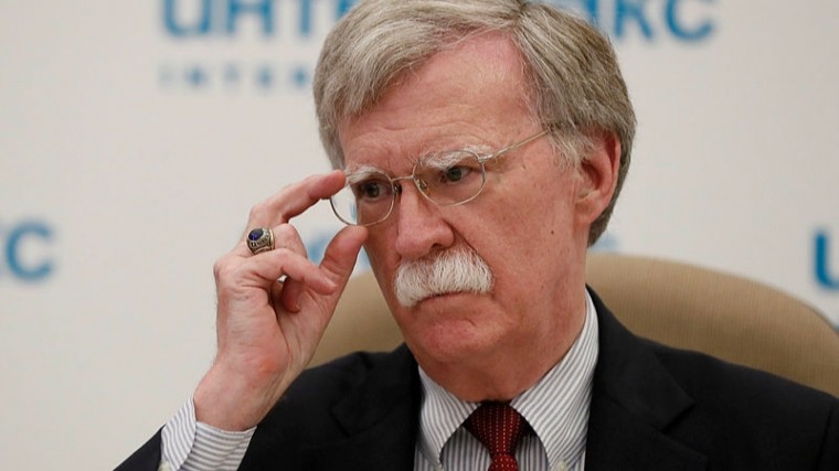 Болтон предупредил об «угрожающих сердцу России» китайских ракетах