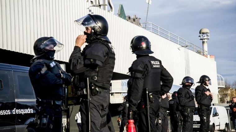 В Барселоне приостановлено движение поездов из-за угрозы взрыва