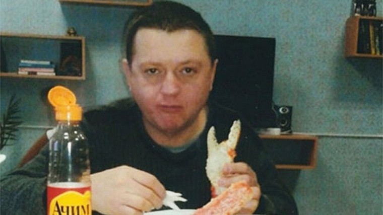 Цеповяза поместили в штрафной изолятор после фото с икрой и крабами