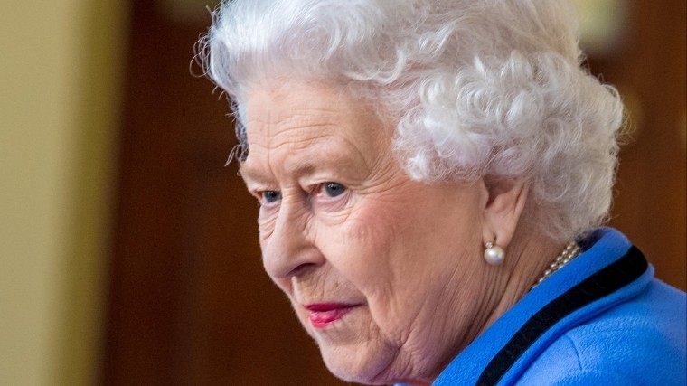 «Это был серьезный спор» — Елизавета II укротила и указала на место Меган Маркл