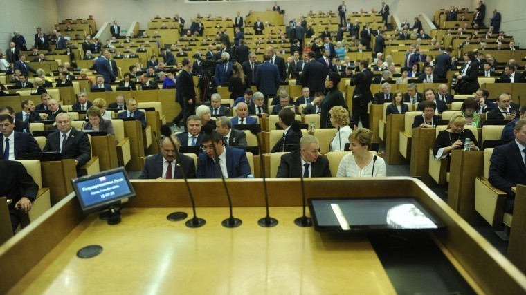 Так можно было: в Госдуме не заметили нарушений в странном поведении депутата