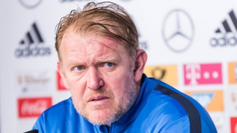 Главный тренер сборной БиГ госпитализирован с подозрением на истощение