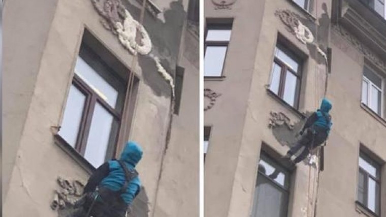 Фасад дома в Петербурге, где жил Алексей Толстой, «отреставрировали» монтажной пеной