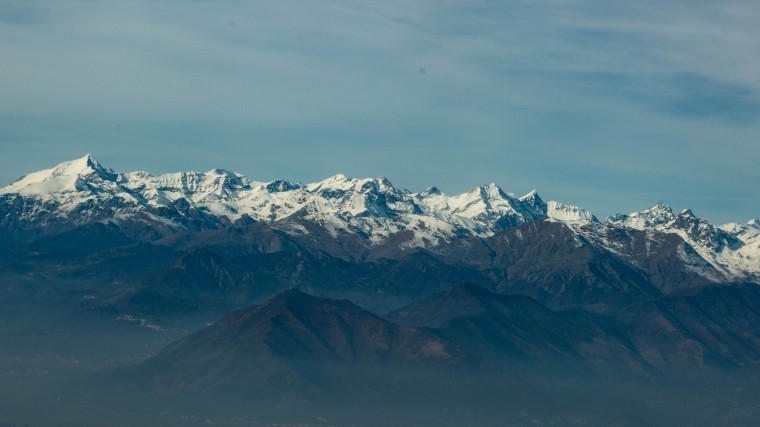 Под снежным завалом в Хабаровском крае погиб один человек