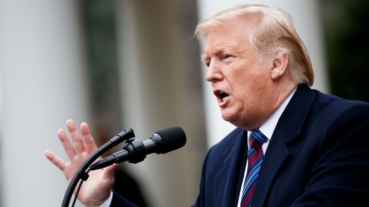 Трамп хочет во вторник обратиться к нации по вопросу безопасности южной границы