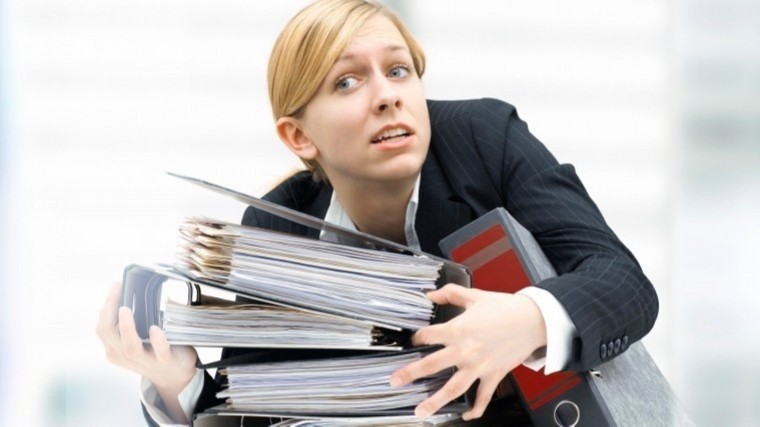 Государственные предприятия Петербурга обяжут нанимать студентов и пожилых