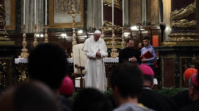 Pope Francis Prayer Vigil For World Youth Day - Apr 8 2017