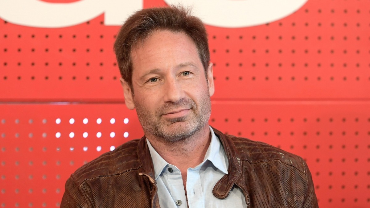 Ведущий секретный артист. Дэвид Духовны. Дэвид Духовны 2022. David Duchovny 2021. Дэвид духовный 2021.