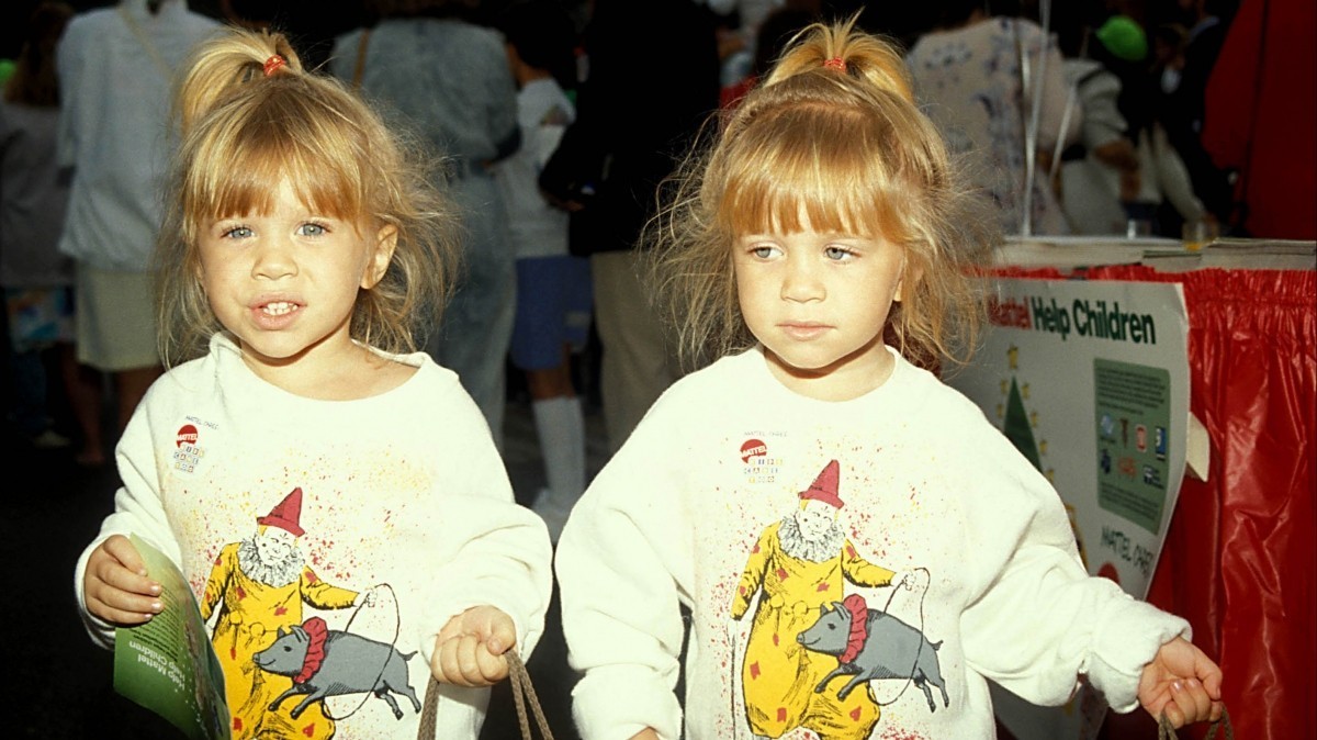 Мэри-Кейт и Эшли Олсен в 1989-м
