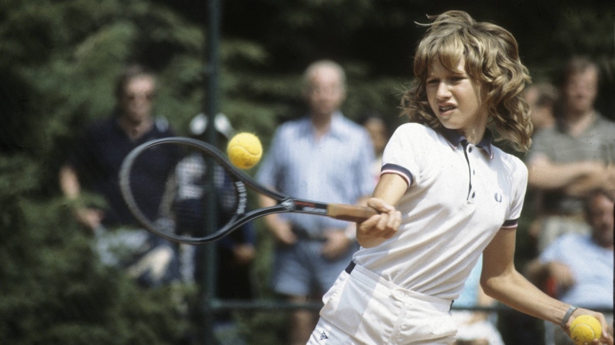  Штеффи Граф на юниорском чемпионате Германии по теннису в 1982-м 