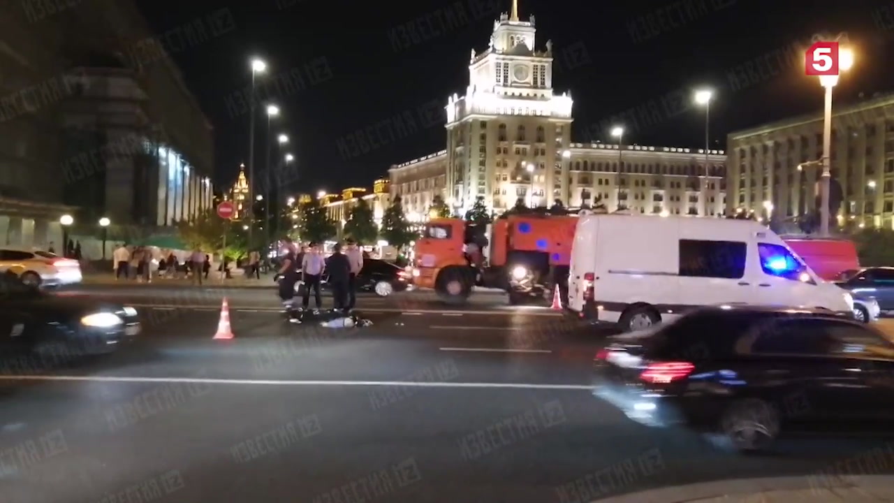 Парень. Рязанские пацаны. Дтп на новосходненском шоссе. Наезд на пешехода ночью. Сбит парень в москве.