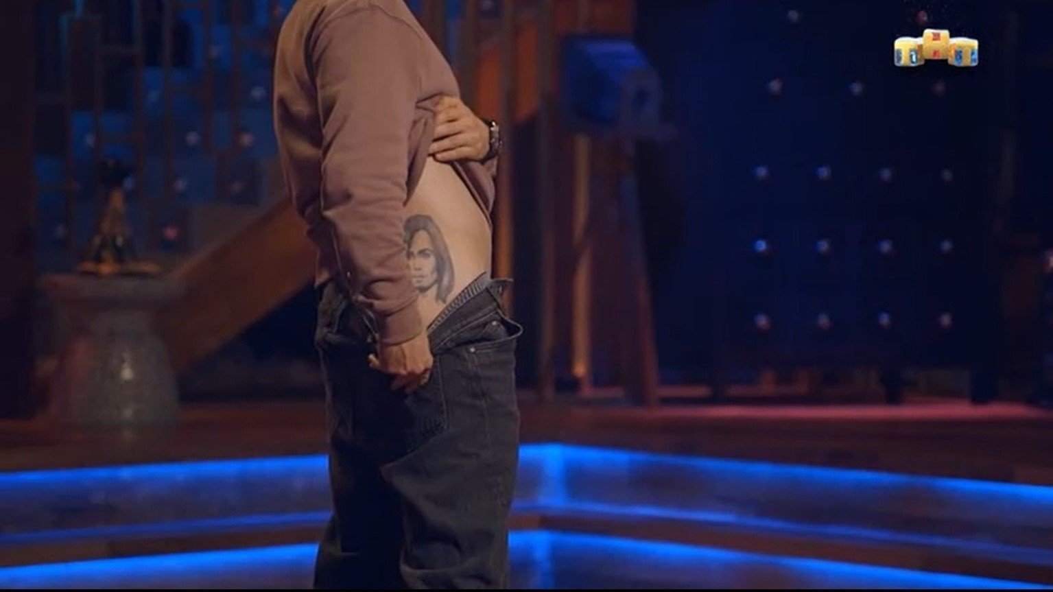 Дорохов сделал татуировку с лицом Мигеля на пятой точке и показал ее публично