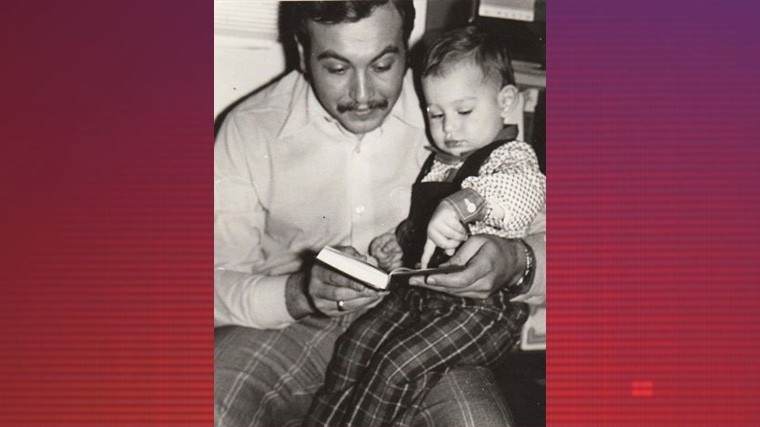 Маленький Семен со своим отцом.