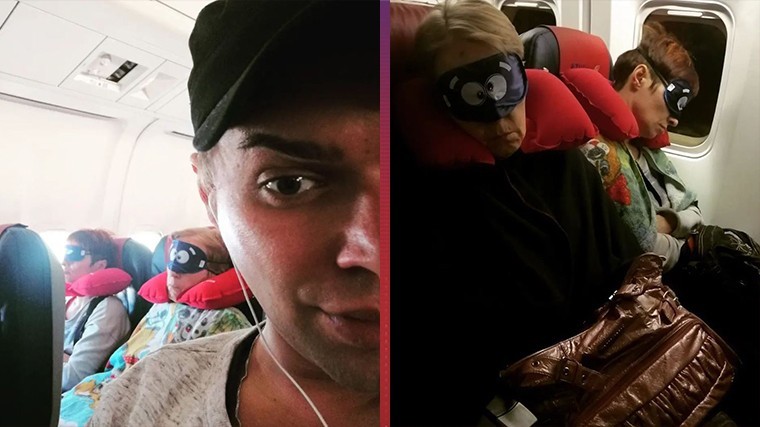 Блогер Солнцев сделал селфи с уснувшими у него за спиной пассажирками