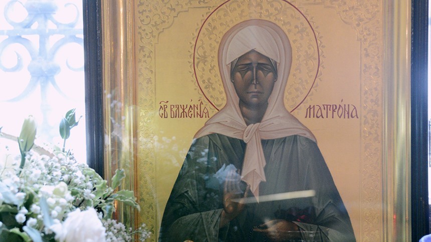 Патриаршее служение в день 15-летия обретения мощей блаженной Матроны Московской в Покровском ставропигиальном монастыре.