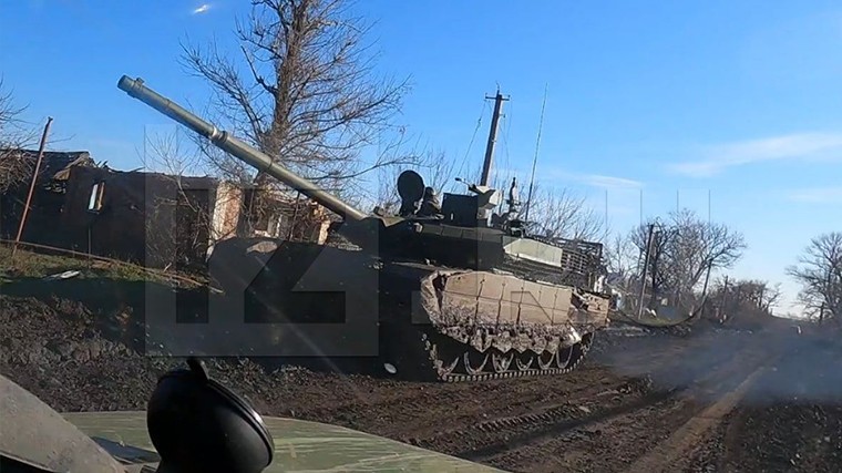 Новейшие Т-90М «Прорыв» участвуют в боях под Артемовском
