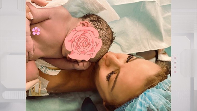 Ольга Орлова опубликовала первое фото с новорожденной дочерью