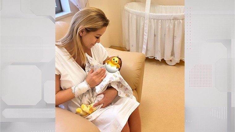 Ольга Орлова опубликовала фото с новорожденной дочерью