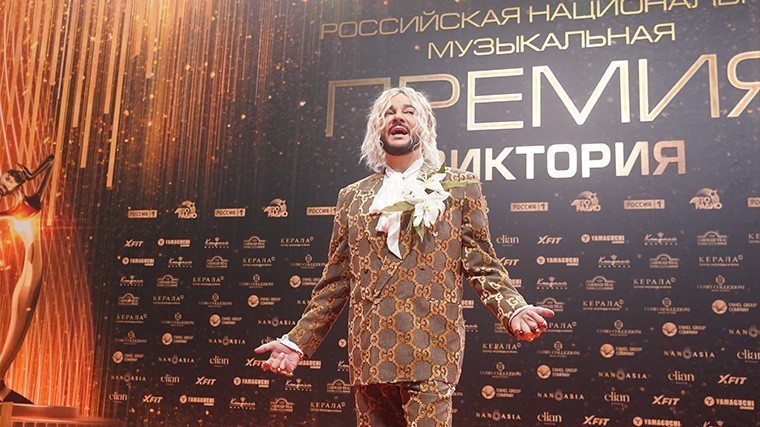 Киркоров в золоте, Чеботина с оголенной грудью: как прошла премия «Виктория»
