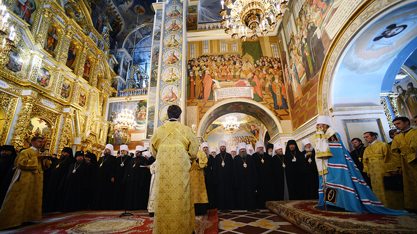 Молебен в Успенском соборе Киево-Печерской лавры.