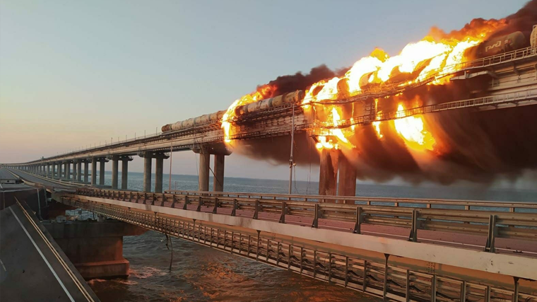 Теракт на Крымском мосту произошел 8 октября 2022 года