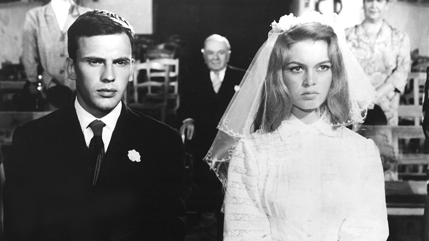 Жан-Луи Трентиньян и Бриджит Бардо в фильме "И Бог сотворил женщину".