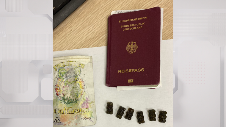 Мармеладные мишки с марихуаной, которые привез немец в Пулково