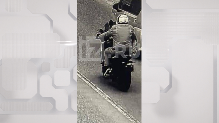 Появилось фото напавшего на полицейских в Подмосковье мотоциклиста