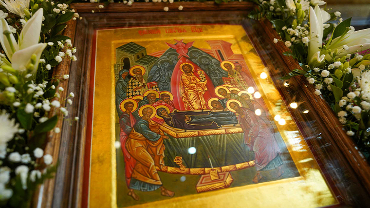 Патриаршее служение в праздник Успения Пресвятой Богородицы в Успенском соборе Московского Кремля