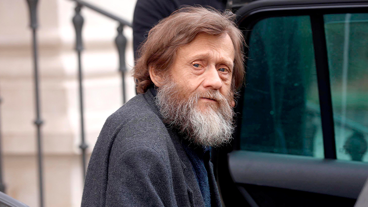 Үлкен кеуделі сәбилермен жеке порно