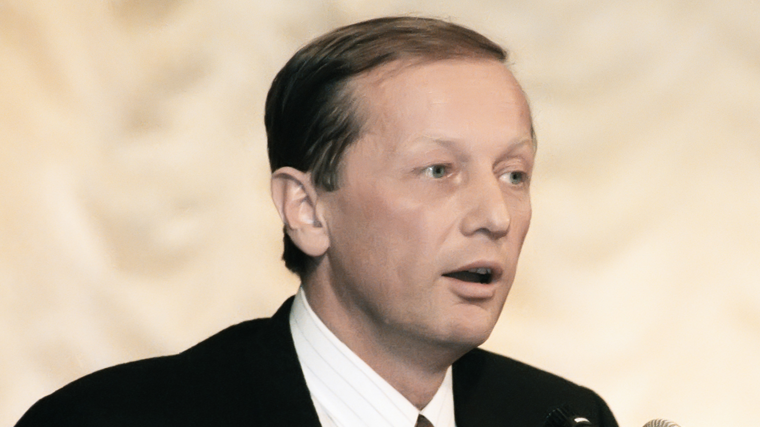 Сатирик Михаил Задорнов поздравлял страну с Новым годом в 1991-м