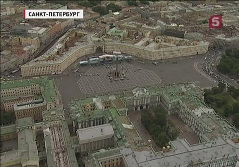 Петербург отмечает день города