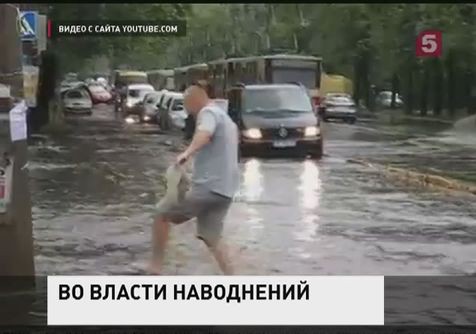 Уровень воды в Праге спадает, но стихия устремляется на север