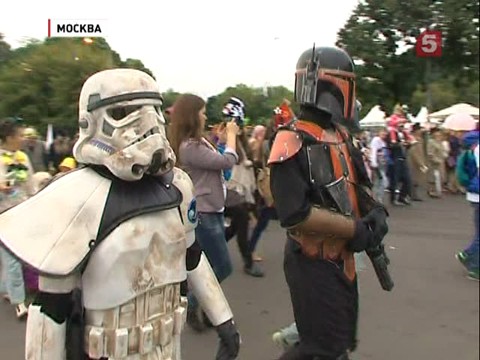 85-летие московского парка Горького отметили большим карнавалом