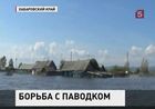 Вода размывает дамбу в районе Комсомольска-на-Амуре