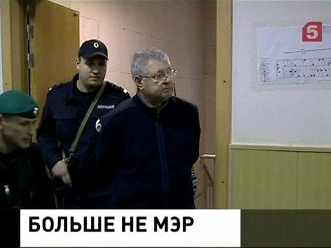 Суд отстранил от должности мэра Астрахани Михаила Столярова