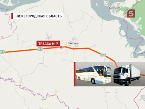 В Нижегородской области автобус столкнулся с грузовиком