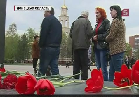 В Славянске простились с погибшими ополченцами