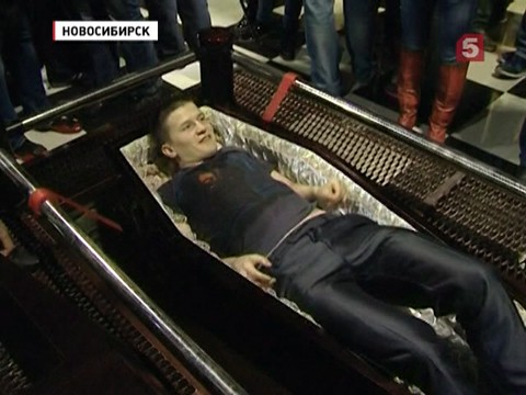 Миллионы людей в ночь на воскресенье отправились в музеи