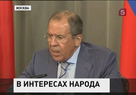 Лавров призвал Порошенко не использовать клише "террористы" и "сепаратисты" к жителям юго-востока