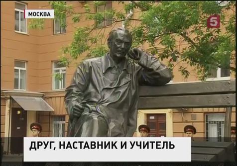 В Москве сегодня увековечили память Сергея Михалкова