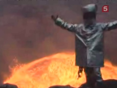 Канадские исследователи опустились в жерло действующего вулкана