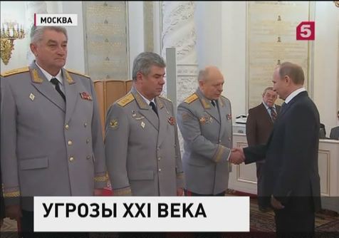 Владимир Путин встретлся с высшими офицерами в Кремле