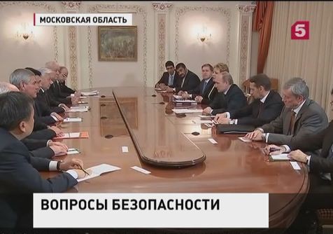 Владимир Путин провёл встречу с членами Совета парламентской ассамблеи ОДКБ