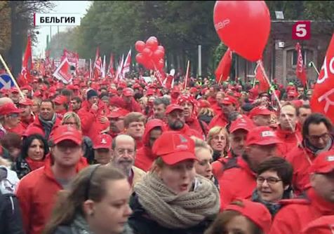 Во время массовых беспорядков в Брюсселе ранены около 30-ти человек