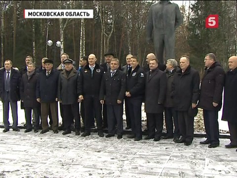 В Москве чествовали космонавтов, вернувшихся с МКС